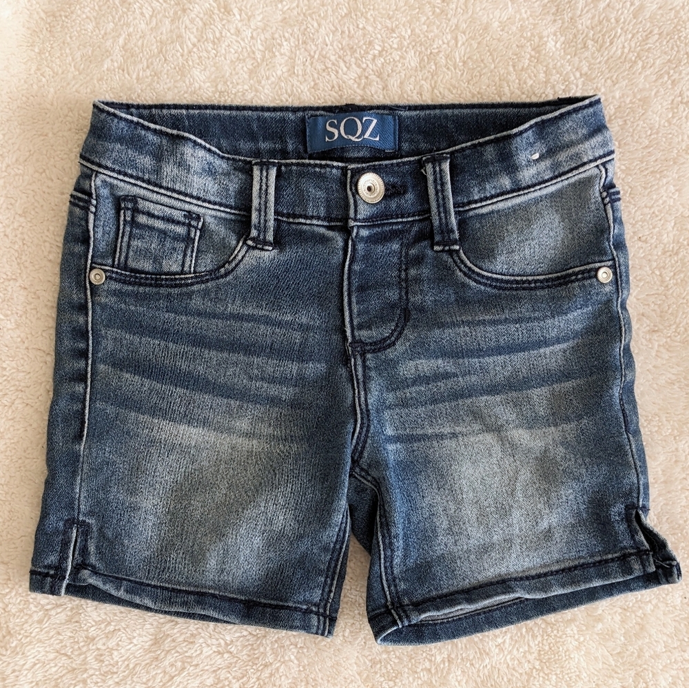 SQZ Girl Blue Jean Shorts. Toddler Size 4.
